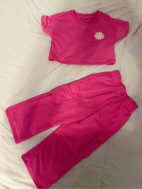 Bear Dance Girls Hot Pink Daisy Crop Top Cargo Pants 2 Piece Set